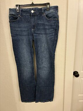 Wrangler Women’s Bootcut Jeans – Size 15×32 – Mid‑Rise – White Stitching (EUC)